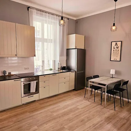 Ferienwohnung Justinrent 2 Legnica Exterior foto